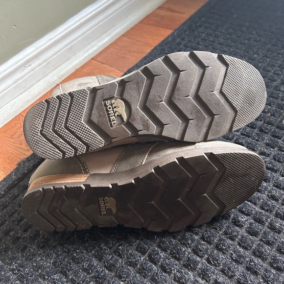 Sorel Boots - Picture 5 of 6